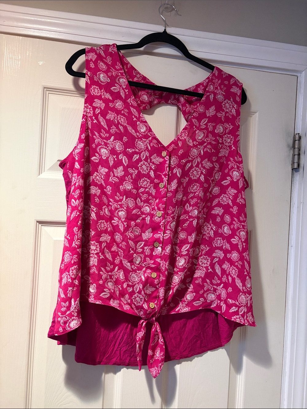 Sleeveless Pink Floral Tie-Front Camisole
